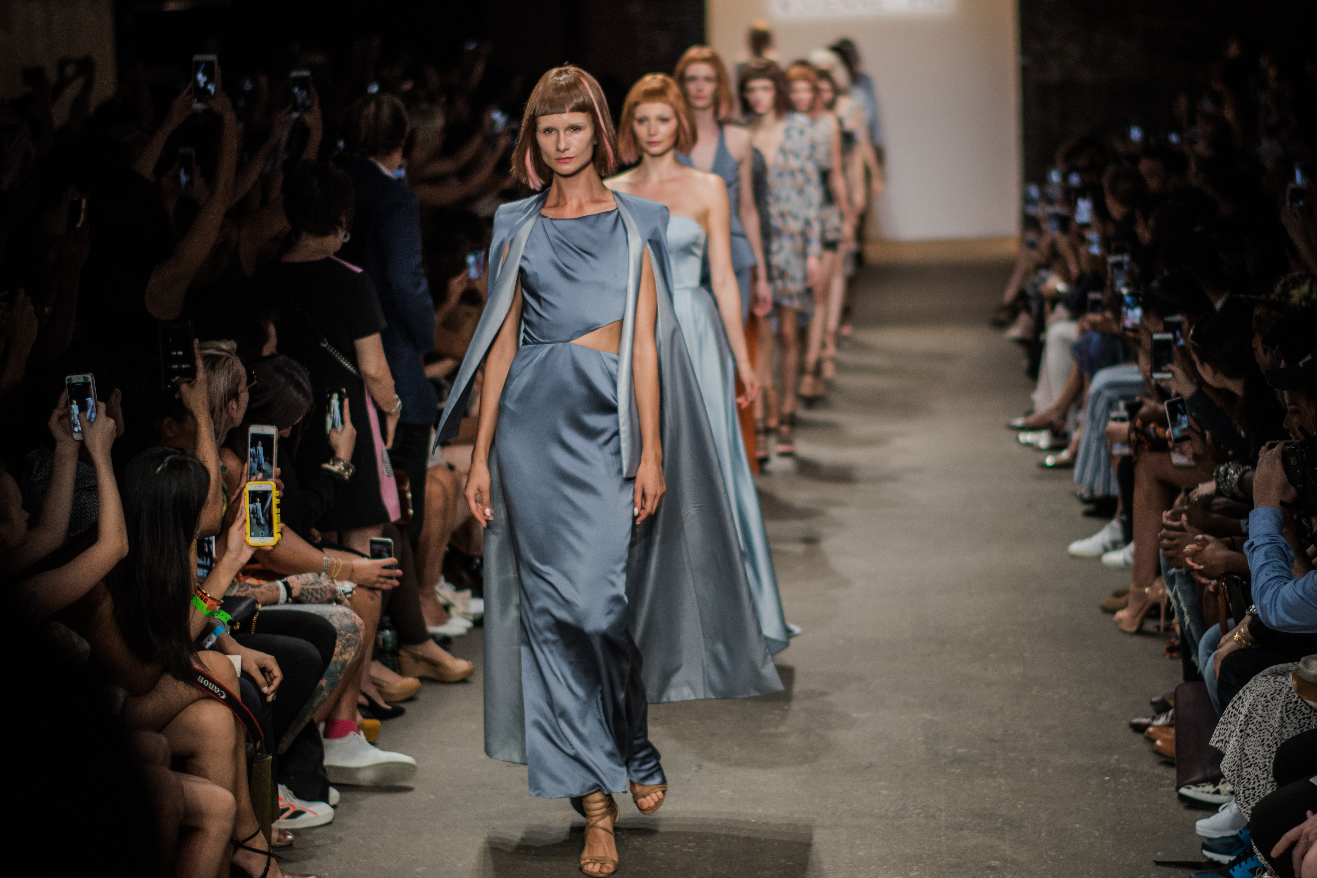 Vivienne Hu Spring/Summer 2017: For the Confident and Sexy Woman