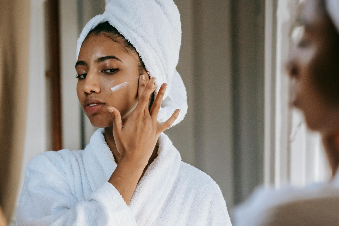 How to Tell If Your Skin Needs Hydration or Moisture